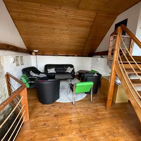 Keramicky A Vytvarny Atelier Konesin Εξωτερικό φωτογραφία